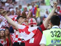 开云APP-克罗地亚选手迎着风暴，收获勇士的荣誉！