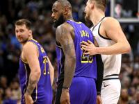 开云体育APP下载-掘金尴尬五连败，主场击败湖人苦尝败果