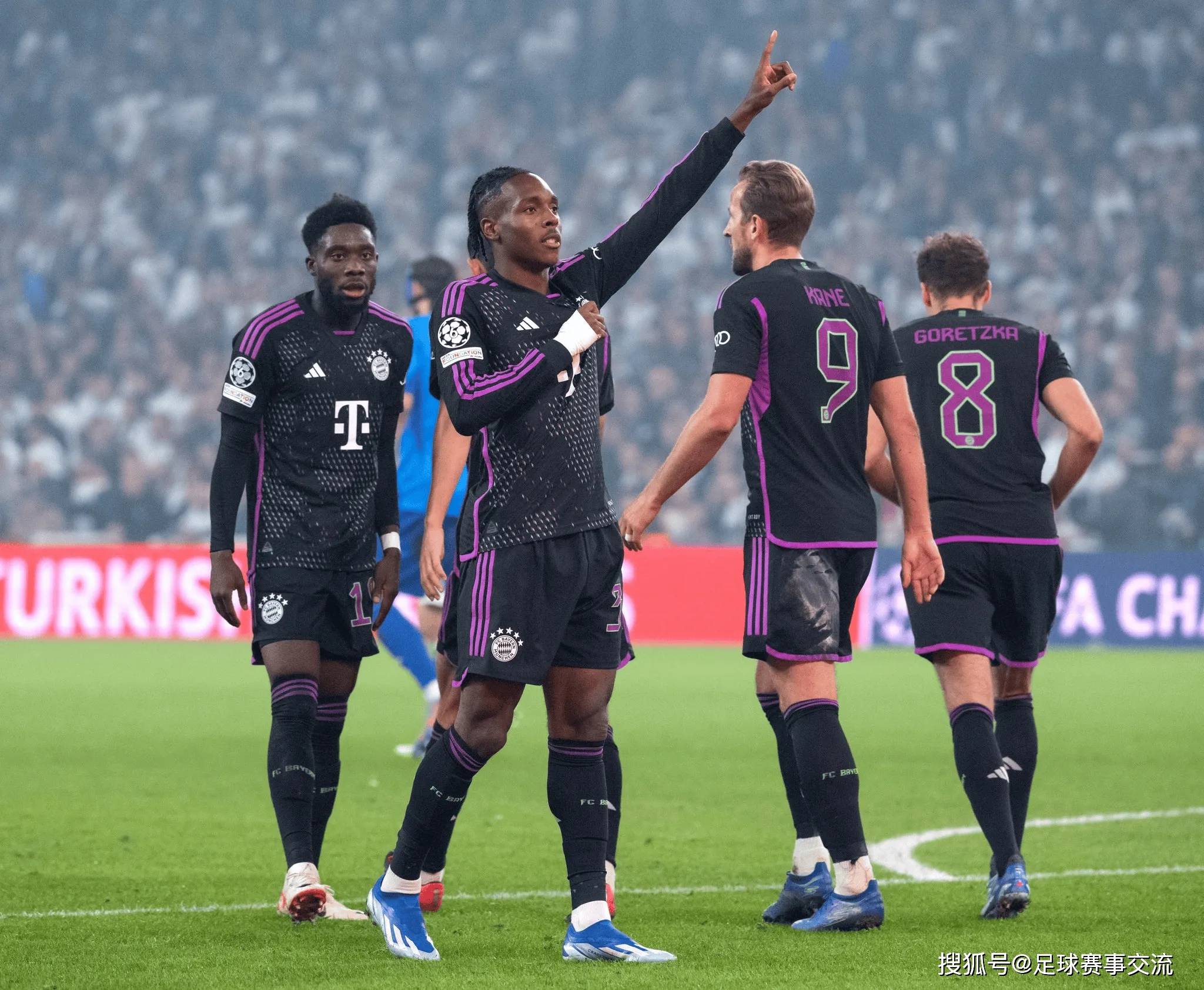 斯洛文尼亚队凭借精彩进球，打开胜利之门