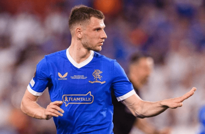 防线稳固阿贾克斯保持不败的简单介绍 防线稳固阿贾克斯保持不败的简单介绍