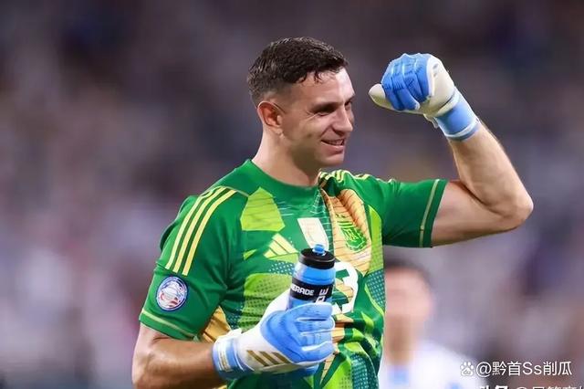 欧洲预选赛上,阿根廷队的凝聚力助其一路高歌胜利! 欧洲预选赛上,阿根廷队的凝聚力助其一路高歌胜利!