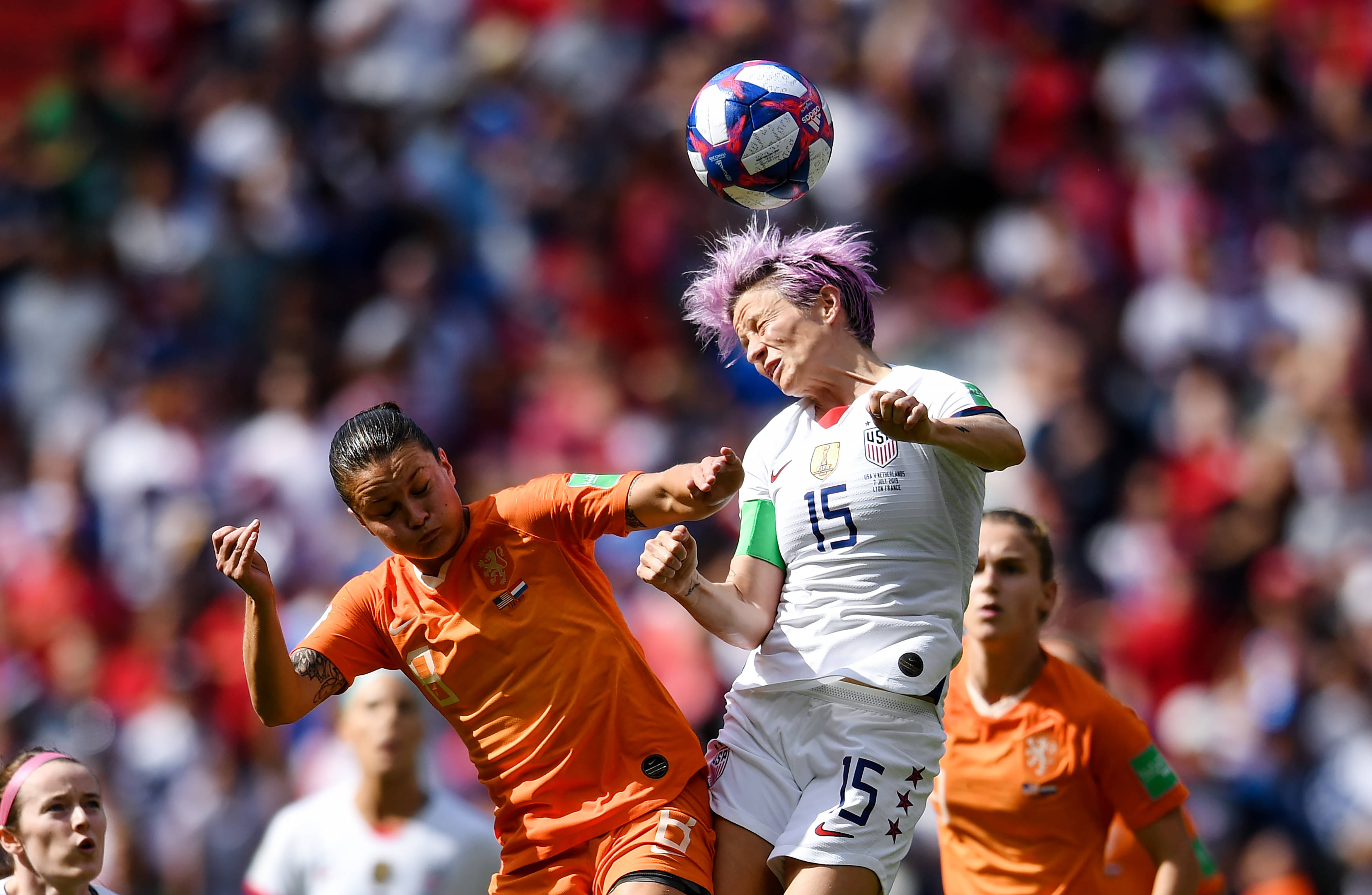 澳洲女足选手向世界展示实力