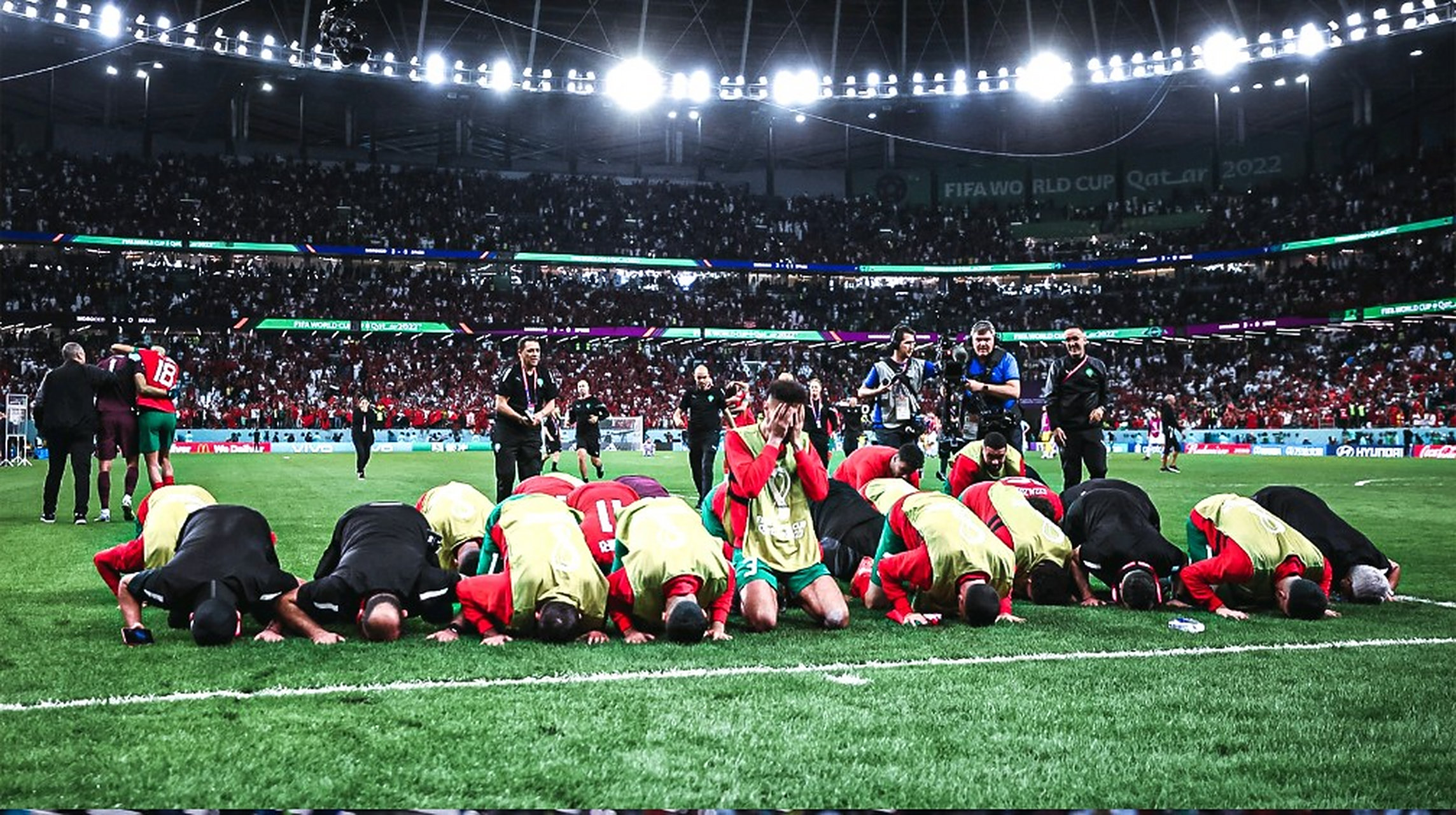 非洲球队成功晋级下一轮比赛，引发热议