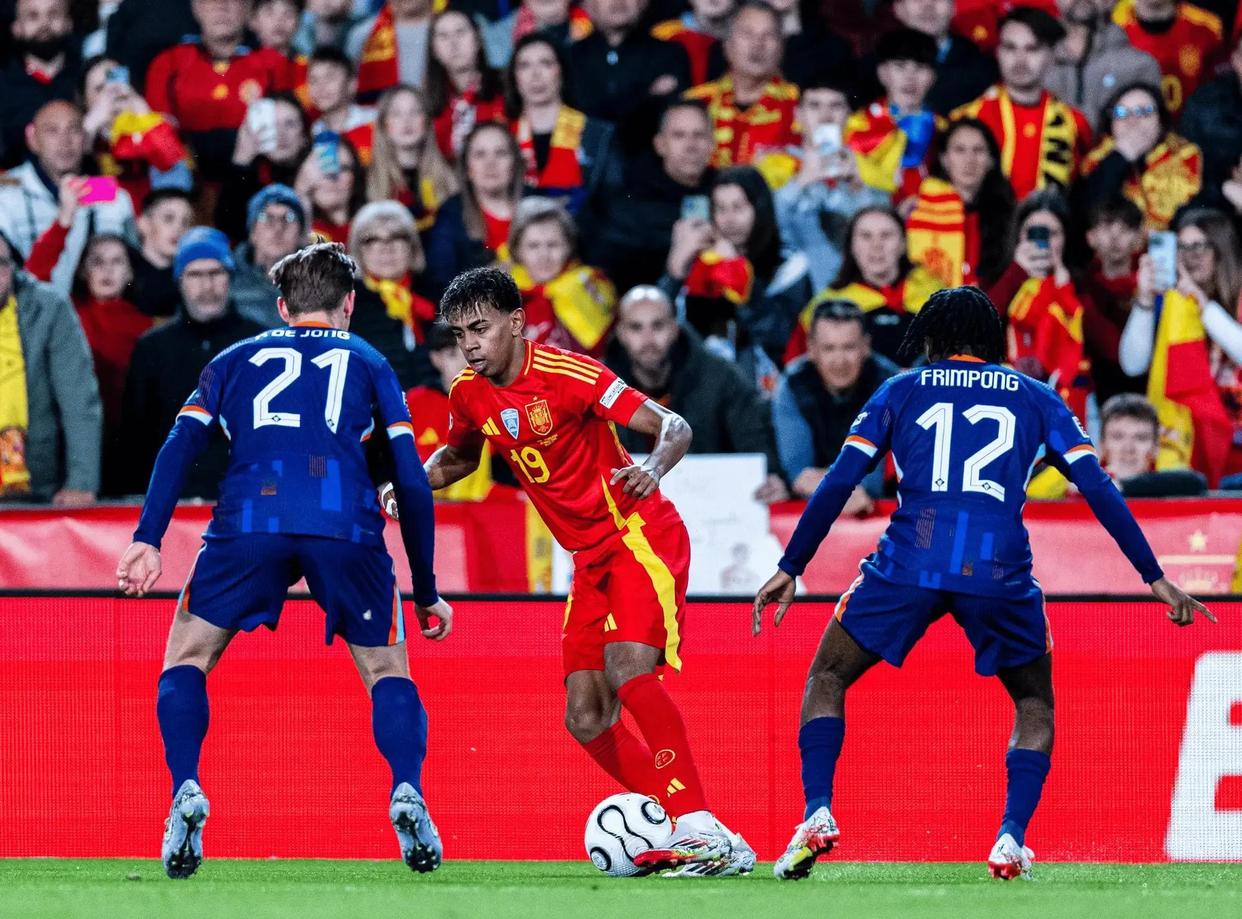 法国晋级四强，奋起直追再创佳绩的简单介绍