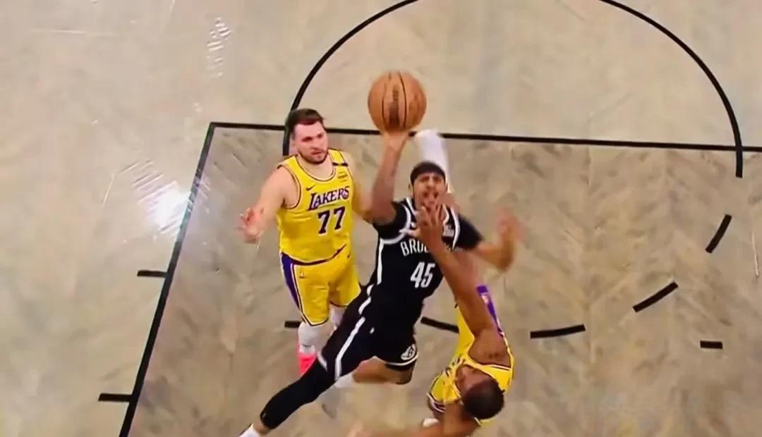 篮网惊险赢球,夺得三连胜的简单介绍 篮网惊险赢球,夺得三连胜的简单介绍