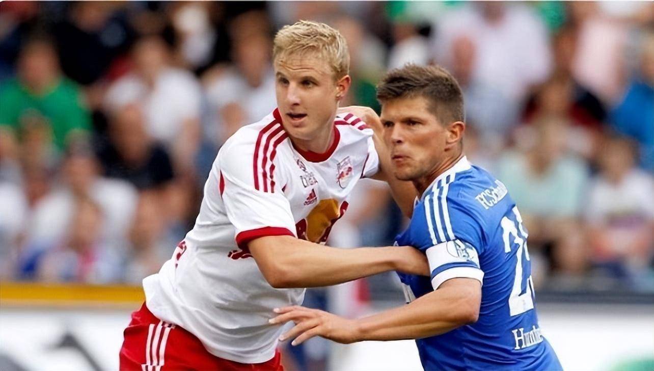 奥格斯堡在保级榜上继续领跑,稳固领先优势助力成功保级! 奥格斯堡在保级榜上继续领跑,稳固领先优势助力成功保级!