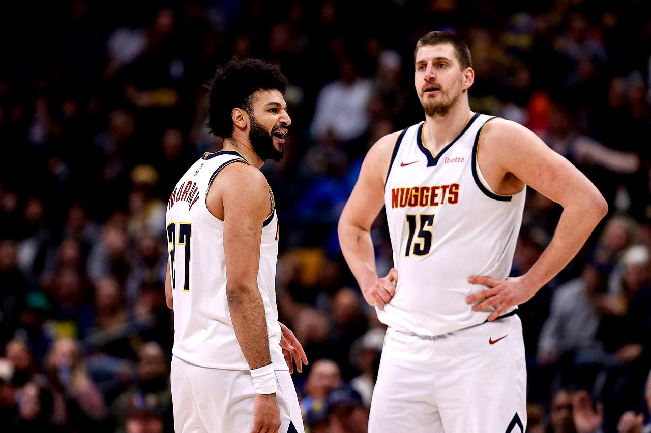 默里狂砍三双，掘金大胜森林狼