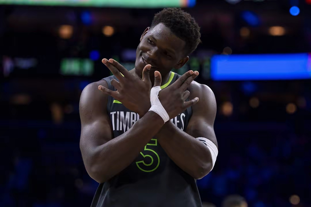 灰熊惨败雄鹿，林书豪疲态尽显