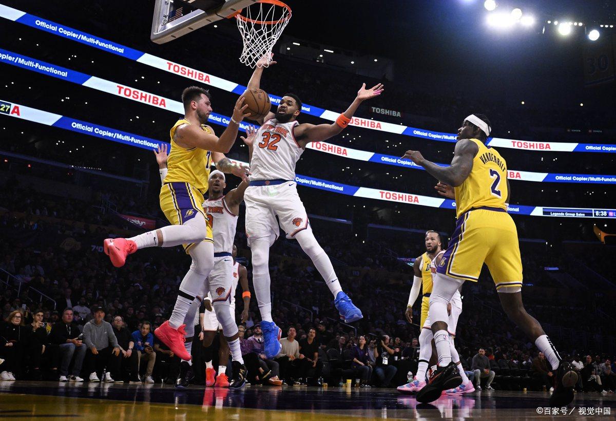 湖人大胜公牛,赢得两连胜 湖人大胜公牛,赢得两连胜